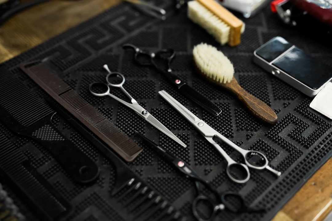 Top 5 Essential Barber Tools for a Beginner